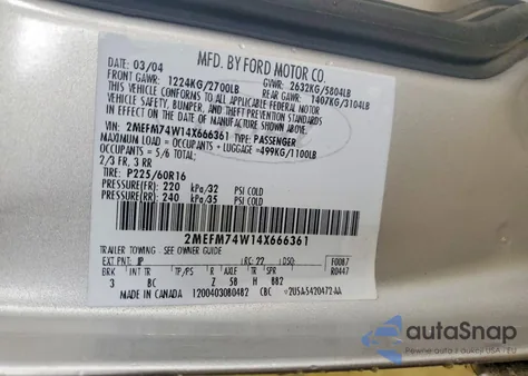 2004 Mercury Grand Marquis Gs z USA, uszkodzony, nr VIN 2MEFM74W14X666361